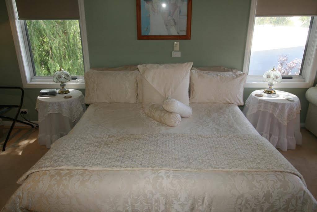 Silver Waters Bed&Breakfast Cowes Exterior foto